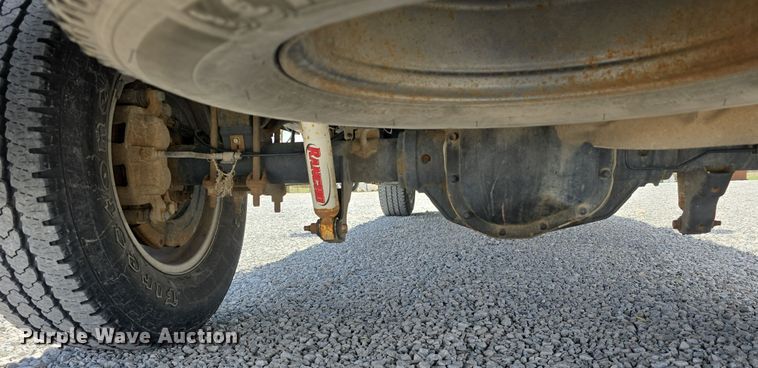 image for item EH8838 2017 Ford F250 Super Duty Crew Cab pickup truck