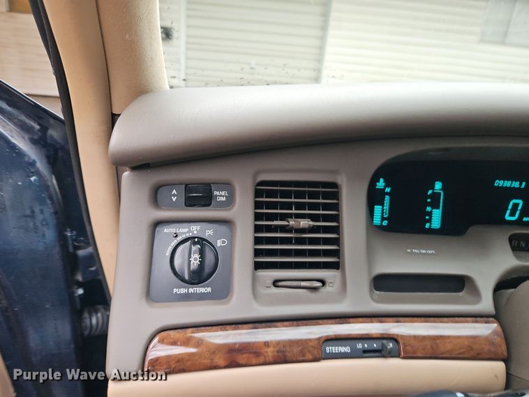 image for item EI8916 1997 Lincoln Town Car 