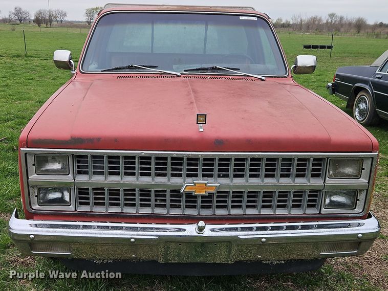 image for item EI8917 1982 Chevrolet Silverado C10 pickup truck