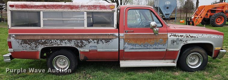 image for item EI8917 1982 Chevrolet Silverado C10 pickup truck