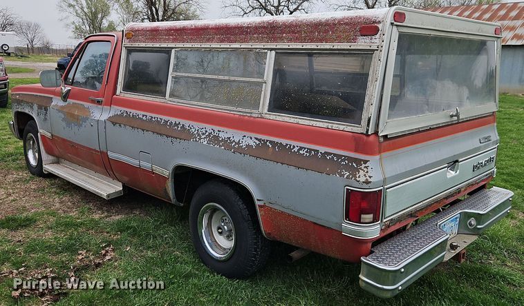 image for item EI8917 1982 Chevrolet Silverado C10 pickup truck