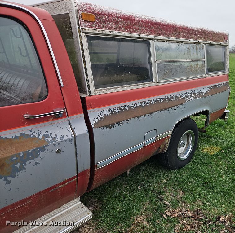 image for item EI8917 1982 Chevrolet Silverado C10 pickup truck