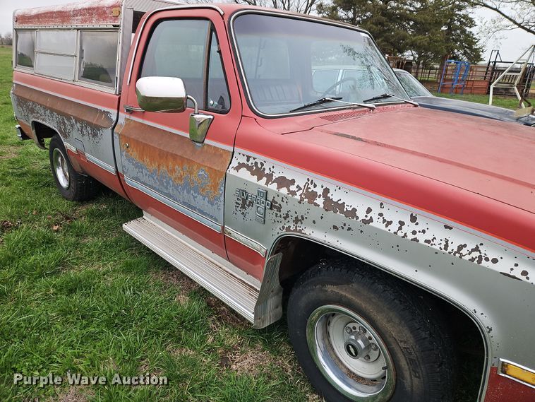 image for item EI8917 1982 Chevrolet Silverado C10 pickup truck
