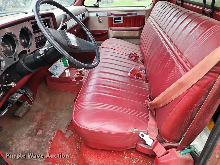 image for item EI8917 1982 Chevrolet Silverado C10 pickup truck