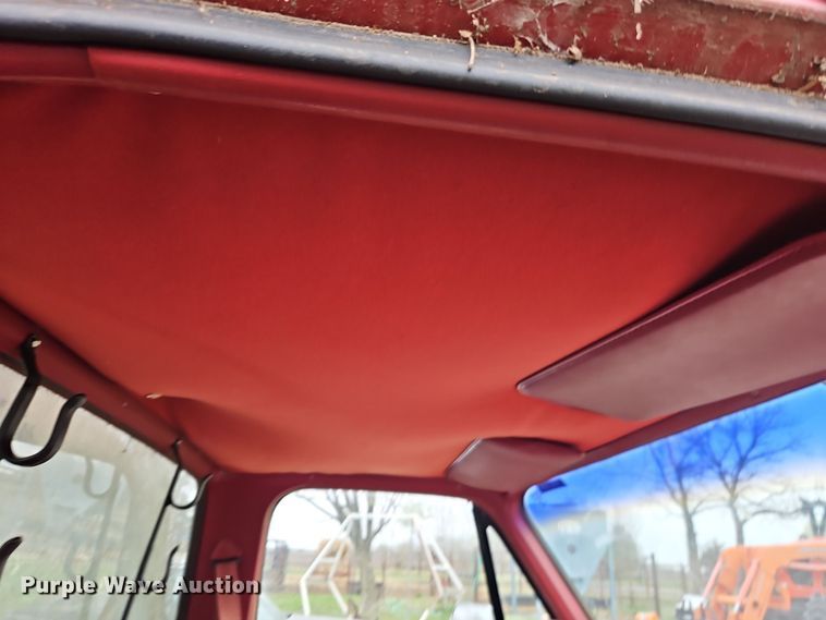 image for item EI8917 1982 Chevrolet Silverado C10 pickup truck