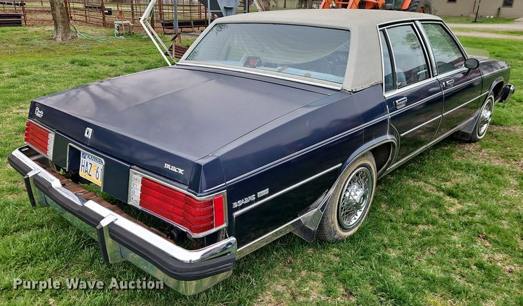 image for item EI8918 1982 Buick LeSabre Limited 