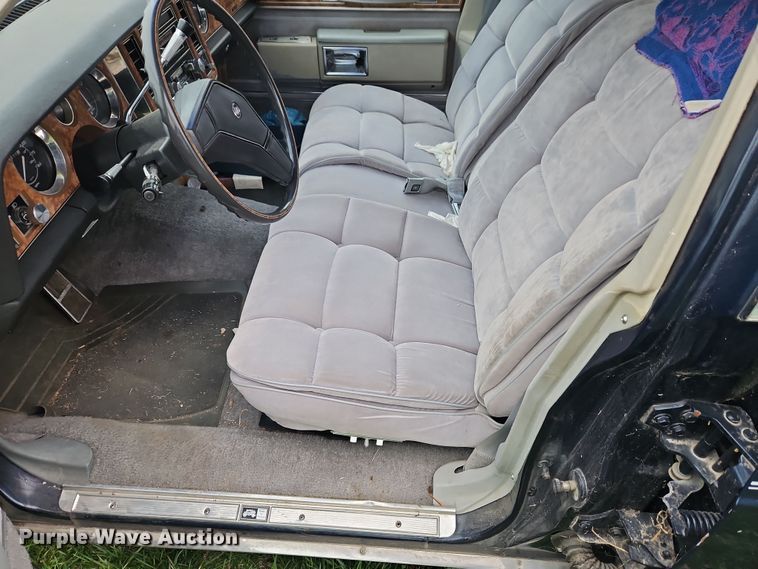 image for item EI8918 1982 Buick LeSabre Limited 