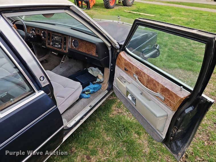 image for item EI8918 1982 Buick LeSabre Limited 