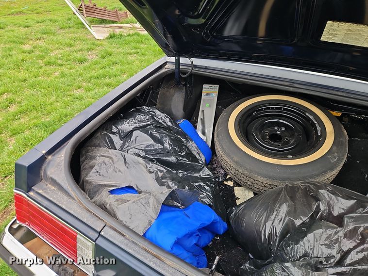 image for item EI8918 1982 Buick LeSabre Limited 