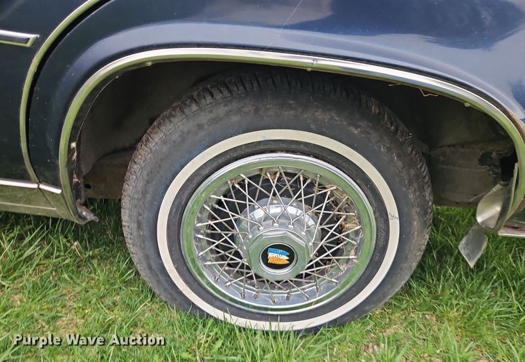 image for item EI8918 1982 Buick LeSabre Limited 