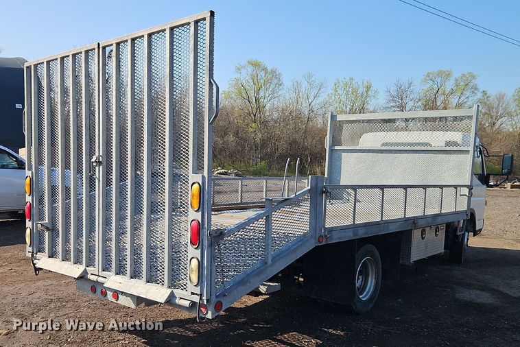 image for item EI8936 2019 Mitsubishi Fuso  FECZTGL9SUH9 flatbed truck