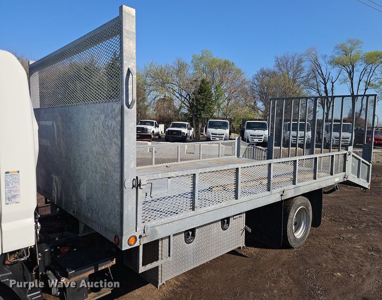 image for item EI8936 2019 Mitsubishi Fuso  FECZTGL9SUH9 flatbed truck