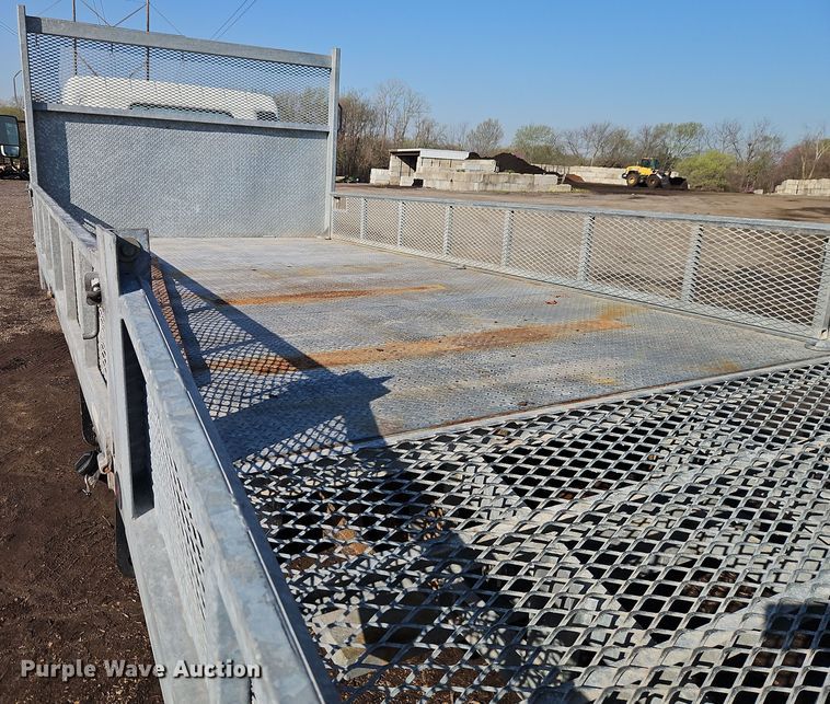 image for item EI8936 2019 Mitsubishi Fuso  FECZTGL9SUH9 flatbed truck