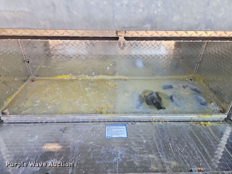 image for item EI8936 2019 Mitsubishi Fuso  FECZTGL9SUH9 flatbed truck