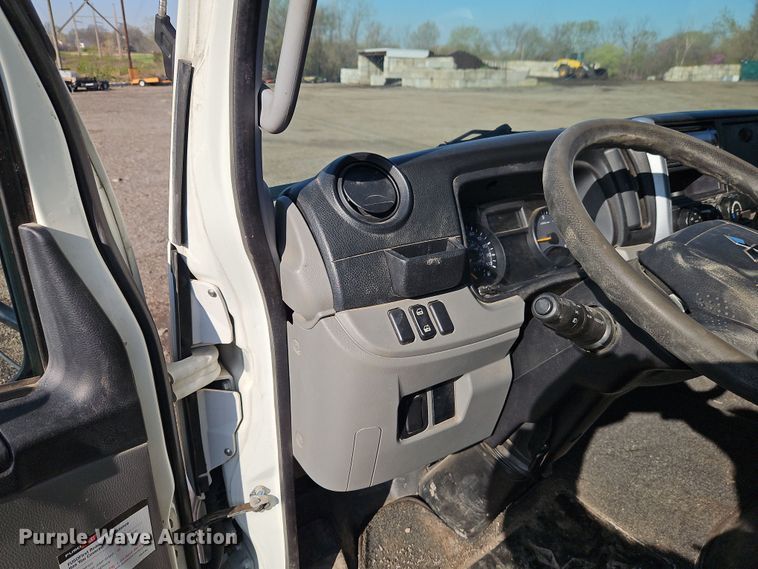 image for item EI8936 2019 Mitsubishi Fuso  FECZTGL9SUH9 flatbed truck