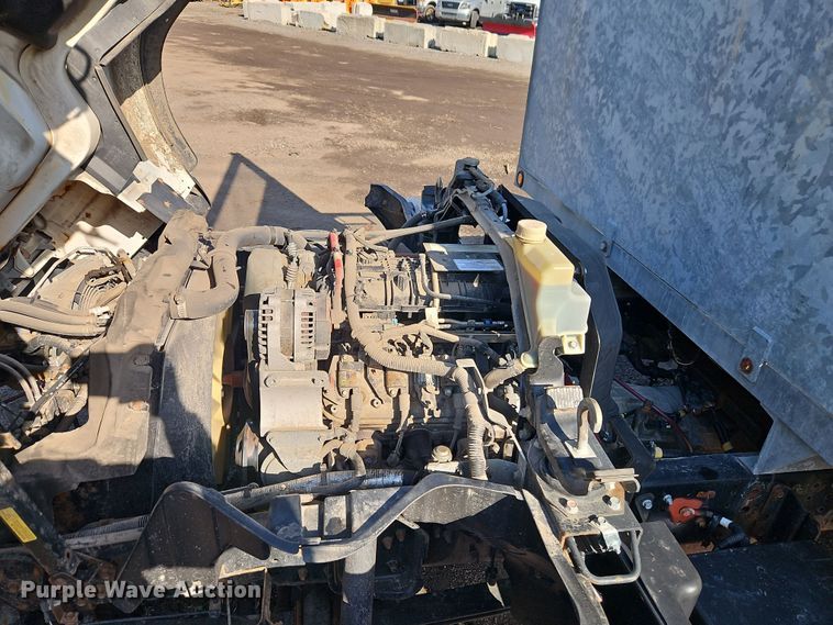 image for item EI8936 2019 Mitsubishi Fuso  FECZTGL9SUH9 flatbed truck