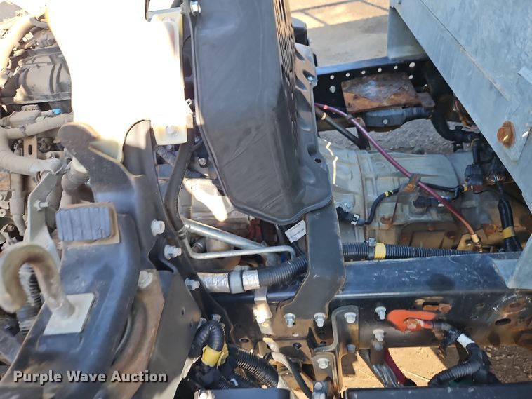 image for item EI8936 2019 Mitsubishi Fuso  FECZTGL9SUH9 flatbed truck