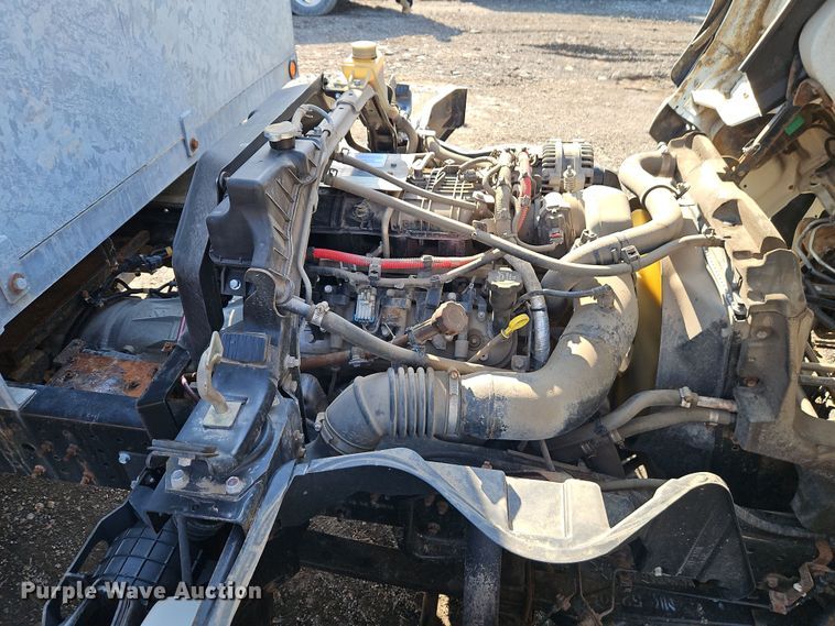 image for item EI8936 2019 Mitsubishi Fuso  FECZTGL9SUH9 flatbed truck