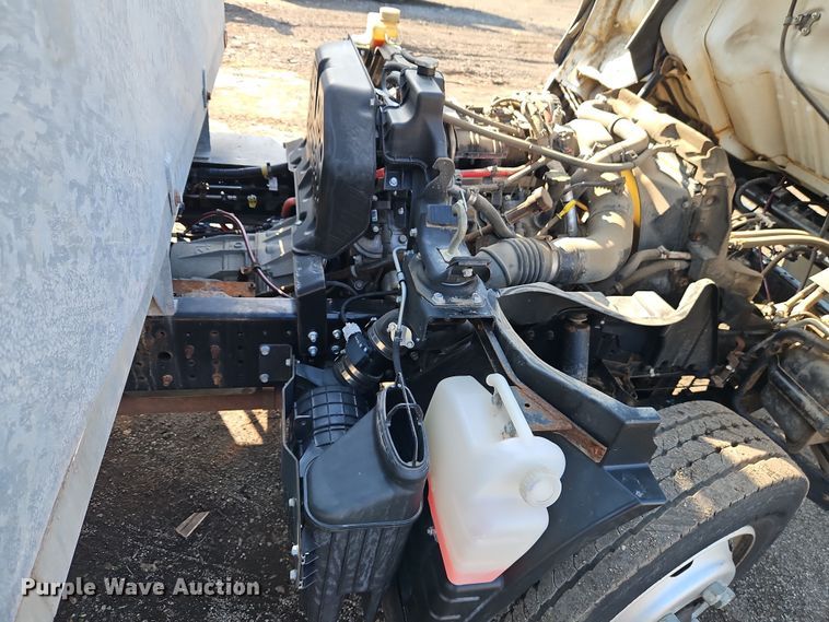 image for item EI8936 2019 Mitsubishi Fuso  FECZTGL9SUH9 flatbed truck