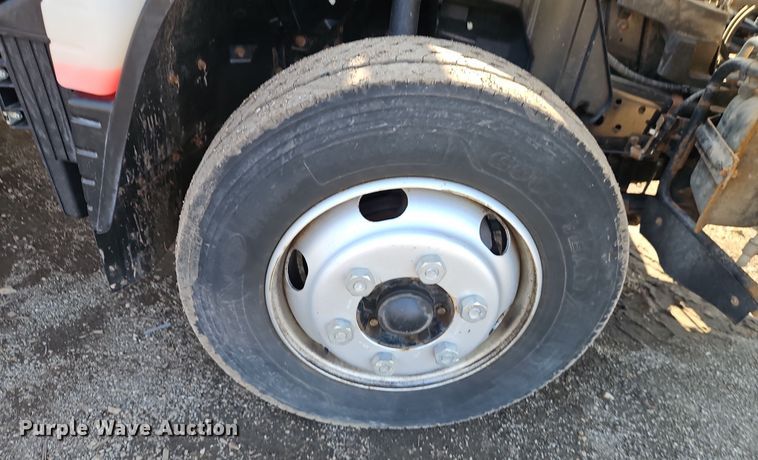 image for item EI8936 2019 Mitsubishi Fuso  FECZTGL9SUH9 flatbed truck