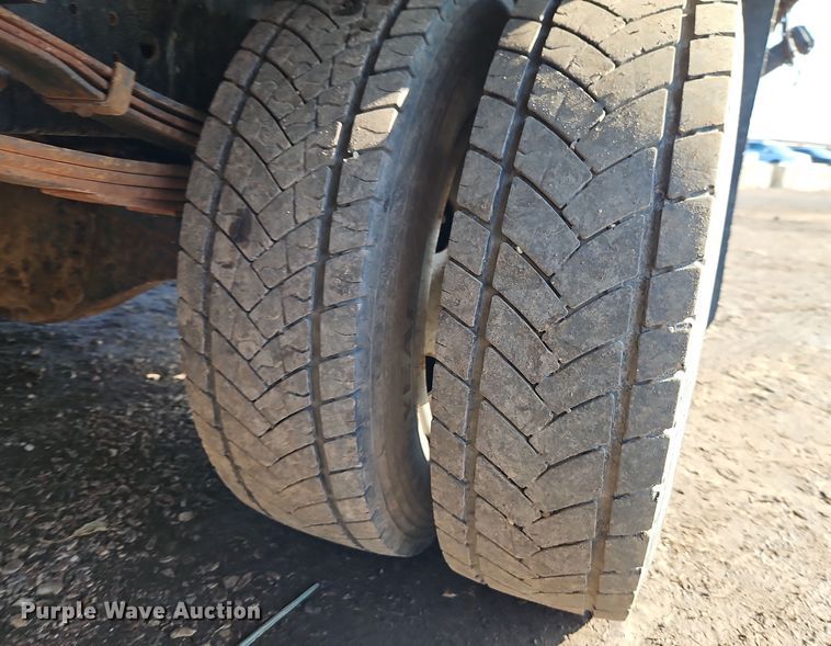 image for item EI8936 2019 Mitsubishi Fuso  FECZTGL9SUH9 flatbed truck