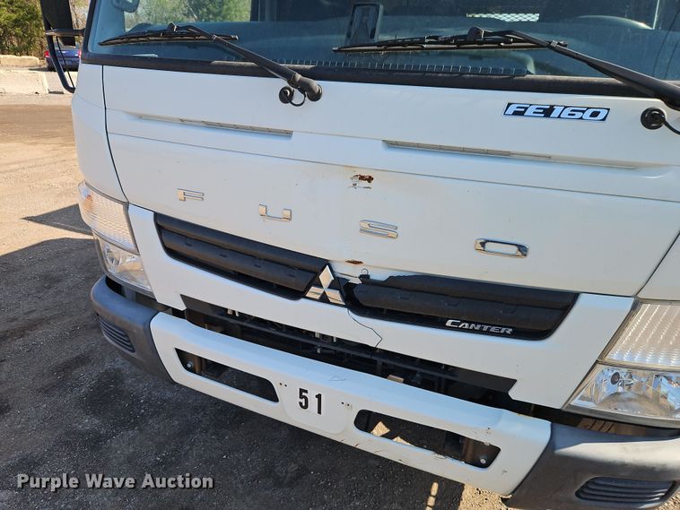 image for item EI8938 2017 Mitsubishi Fuso FEC72KL3WUHJ Crew Cab flatbed truck