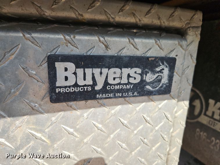 image for item EI8938 2017 Mitsubishi Fuso FEC72KL3WUHJ Crew Cab flatbed truck