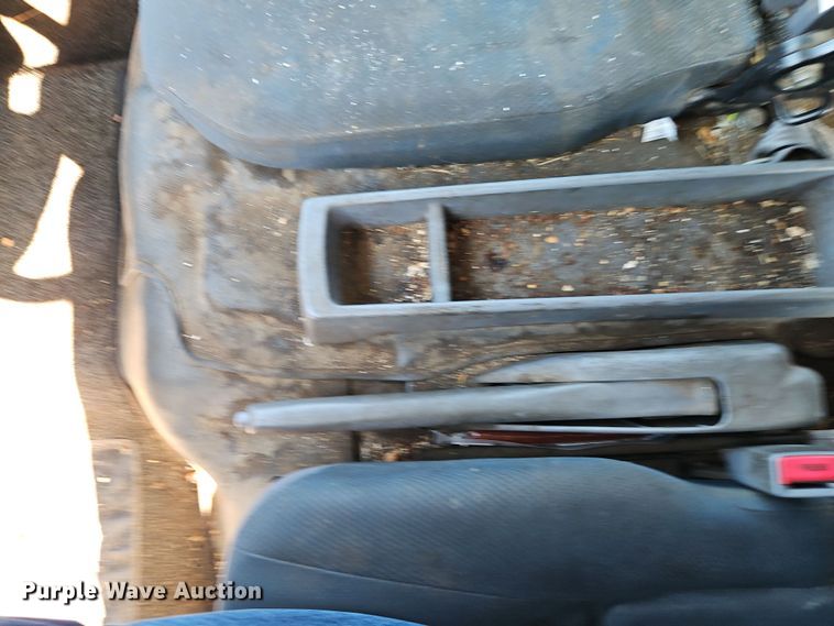 image for item EI8938 2017 Mitsubishi Fuso FEC72KL3WUHJ Crew Cab flatbed truck