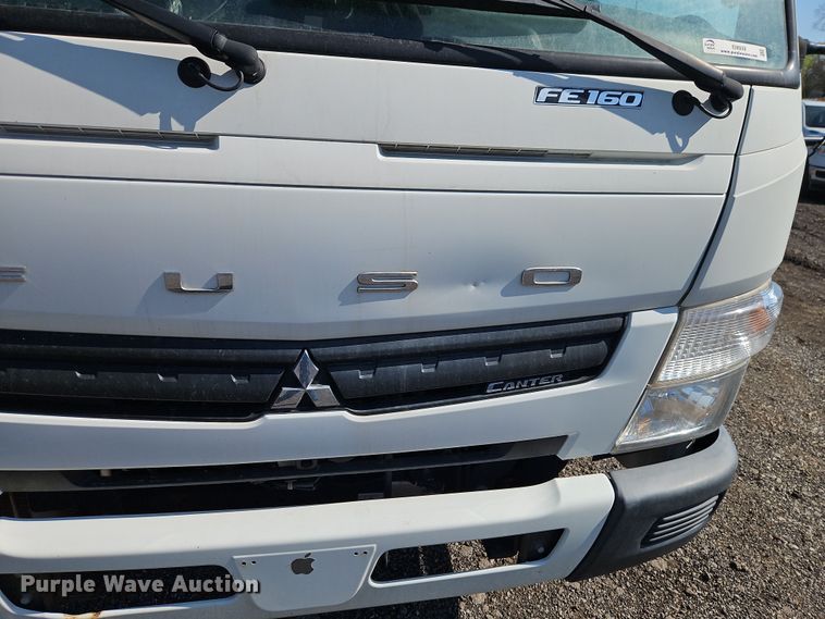 image for item EI8939 2017 Mitsubishi Fuso FEC72KL3WUHJ Crew Cab flatbed truck