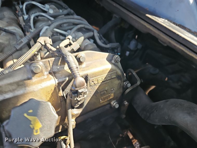 image for item EI8939 2017 Mitsubishi Fuso FEC72KL3WUHJ Crew Cab flatbed truck