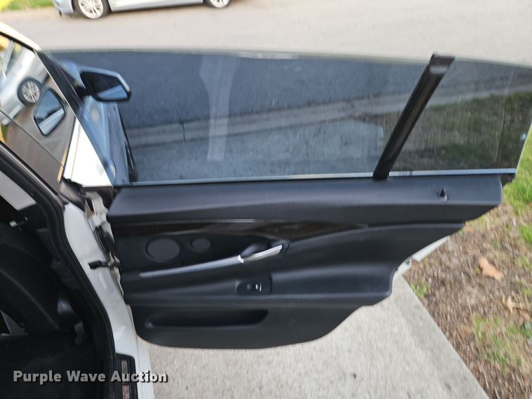 image for item EI8945 2011 BMW 535i GT 