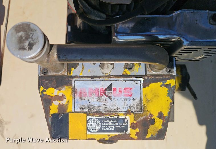 image for item EI8956 (2) Amkus hydraulic power unit