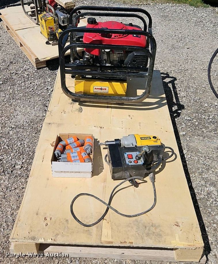 image for item EI8957 Tools