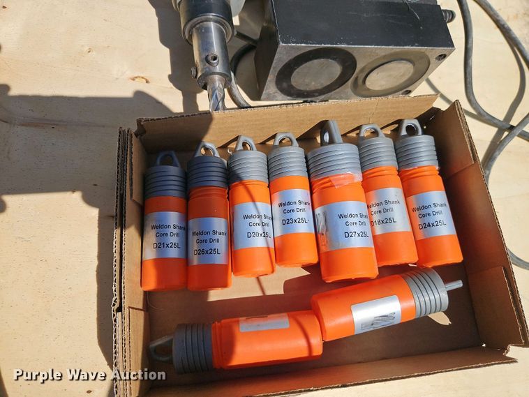 image for item EI8957 Tools