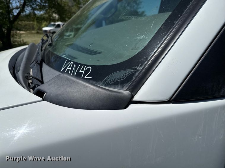 image for item EJ3563 2016 Chevrolet Express 3500 van