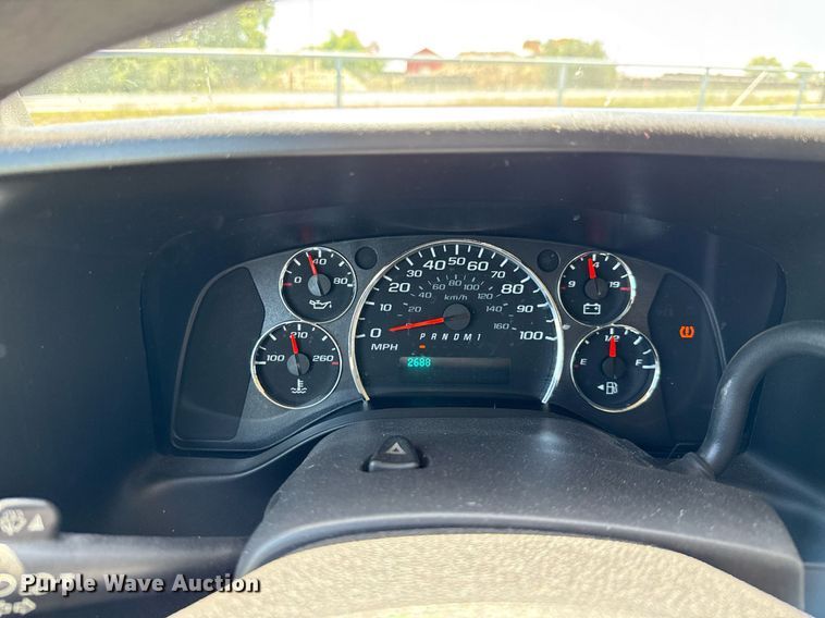 image for item EJ3563 2016 Chevrolet Express 3500 van