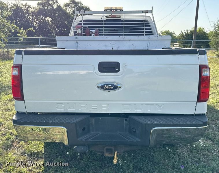 image for item EJ3564 2015 Ford F250 Super Duty XL Crew Cab pickup truck