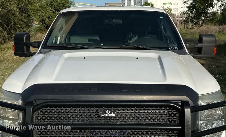 image for item EJ3564 2015 Ford F250 Super Duty XL Crew Cab pickup truck