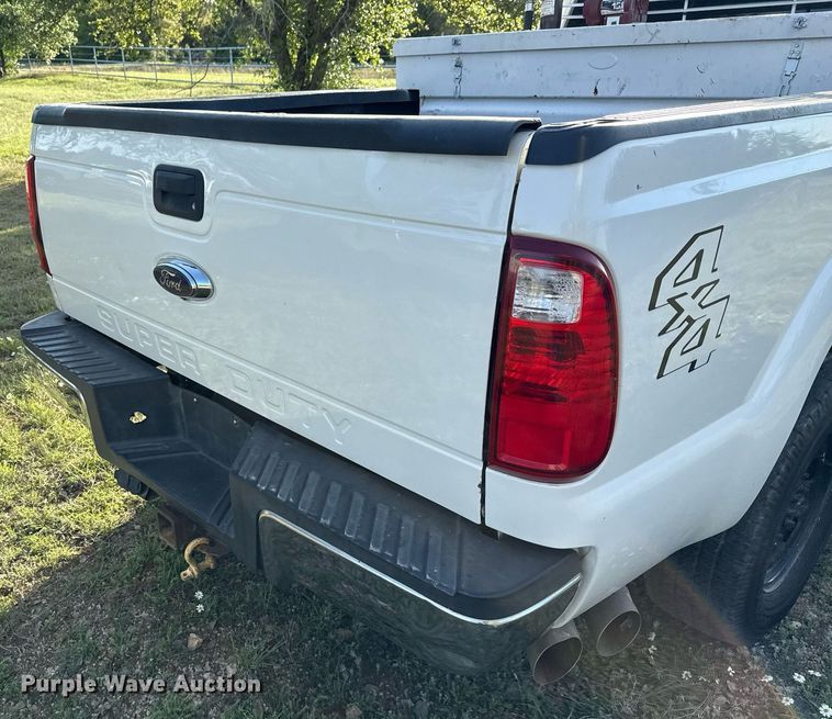 image for item EJ3564 2015 Ford F250 Super Duty XL Crew Cab pickup truck