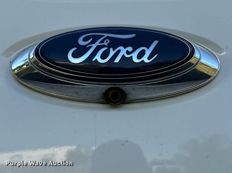 image for item EJ3564 2015 Ford F250 Super Duty XL Crew Cab pickup truck