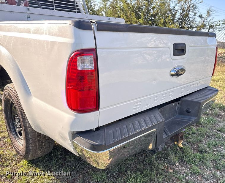 image for item EJ3564 2015 Ford F250 Super Duty XL Crew Cab pickup truck