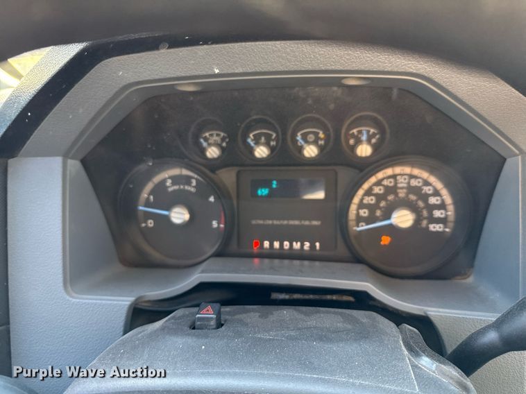 image for item EJ3564 2015 Ford F250 Super Duty XL Crew Cab pickup truck