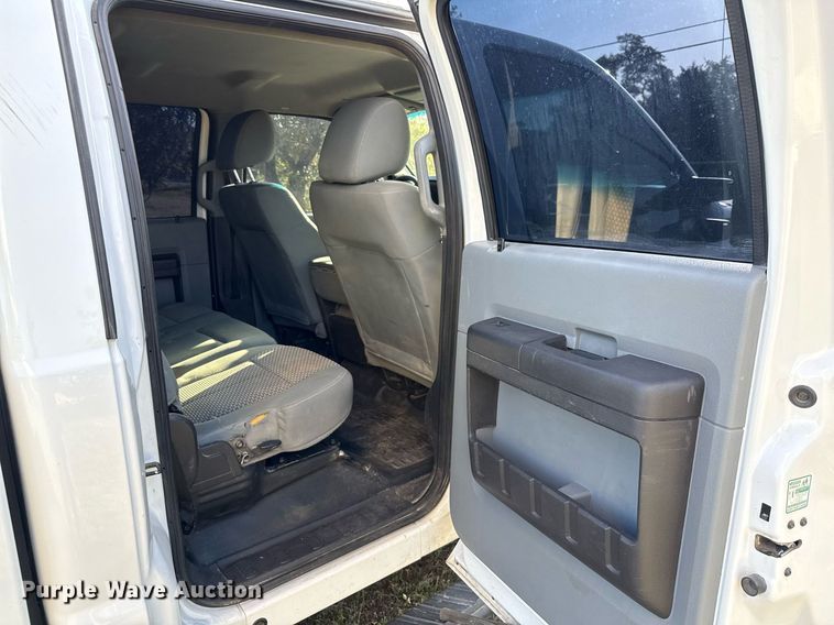 image for item EJ3564 2015 Ford F250 Super Duty XL Crew Cab pickup truck