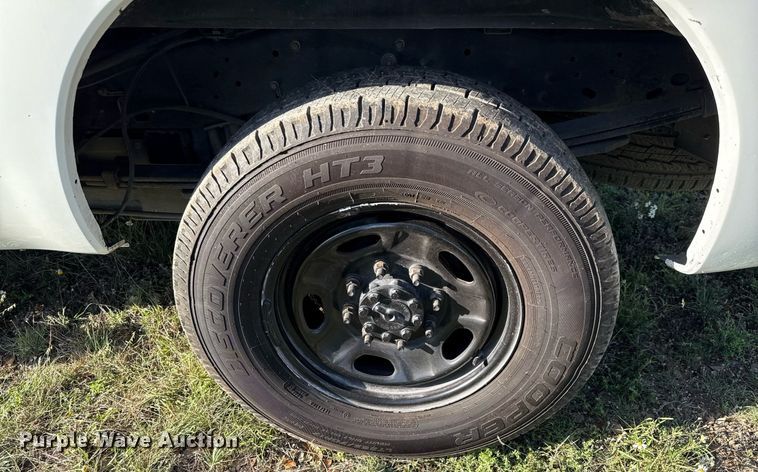 image for item EJ3564 2015 Ford F250 Super Duty XL Crew Cab pickup truck