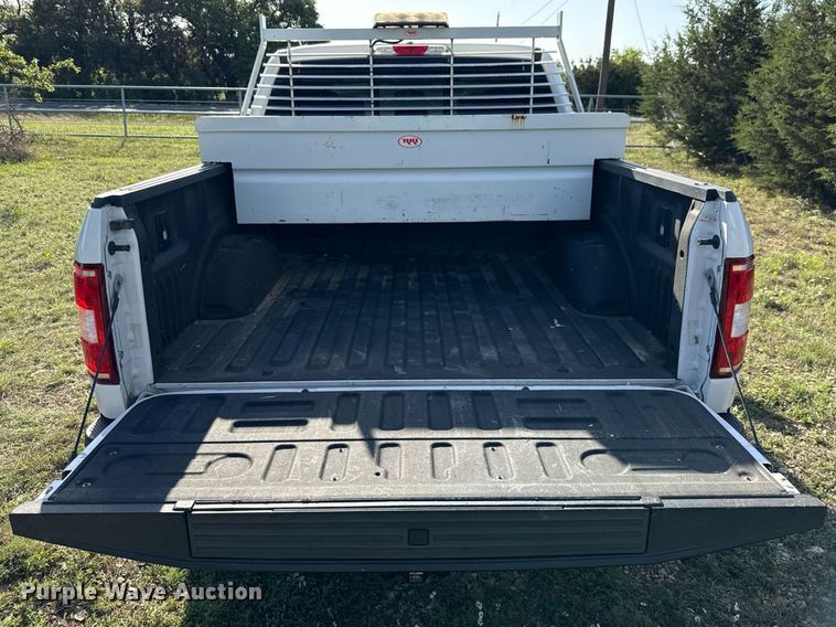 image for item EJ3568 2018 Ford F150 XLT SuperCrew pickup truck