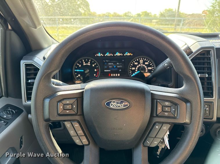 image for item EJ3568 2018 Ford F150 XLT SuperCrew pickup truck