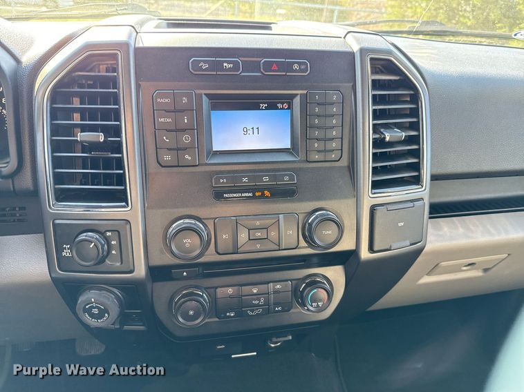 image for item EJ3568 2018 Ford F150 XLT SuperCrew pickup truck