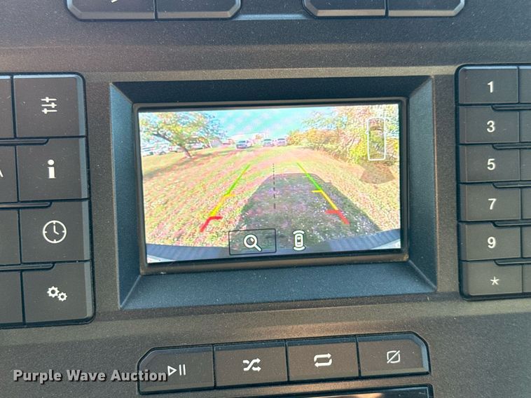 image for item EJ3568 2018 Ford F150 XLT SuperCrew pickup truck