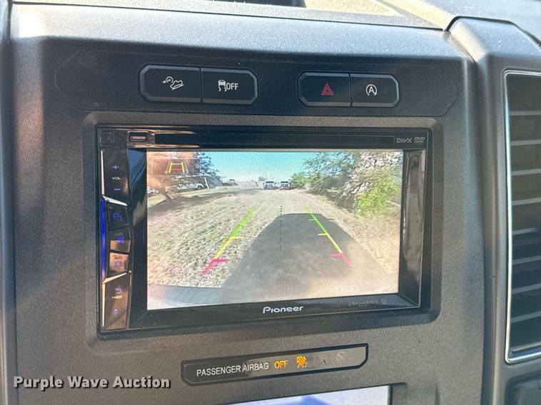 image for item EJ3569 2018 Ford F150 SuperCrew pickup truck