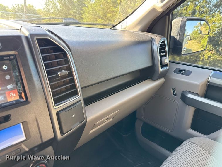 image for item EJ3569 2018 Ford F150 SuperCrew pickup truck